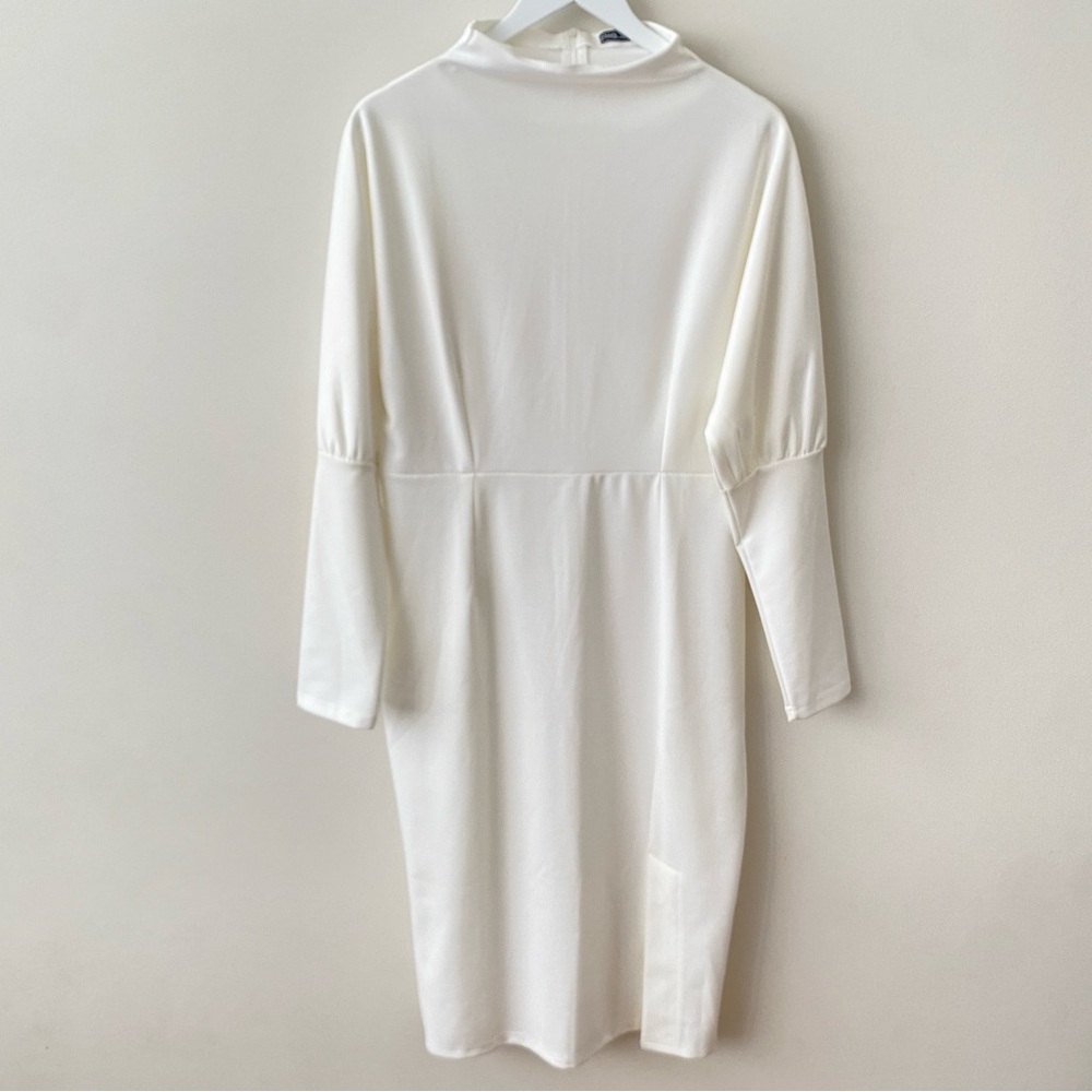 FHQ Collection White High Neck Long Sleeve Dress Size XL